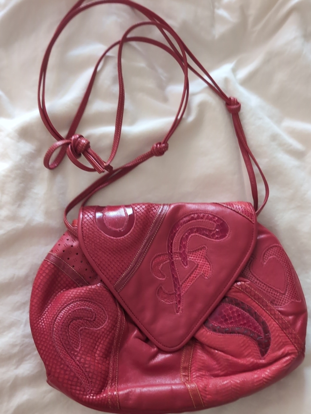 Vintage Sharif Red Leather Women's Crossbody Bag
